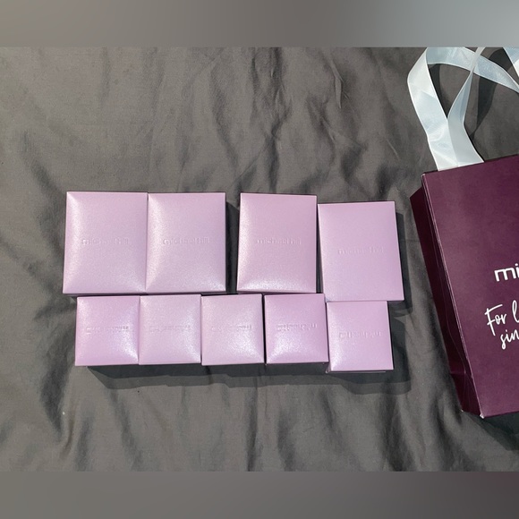 Michael Hill Jewelry Boxes and Gift Bag - Picture 10 of 11